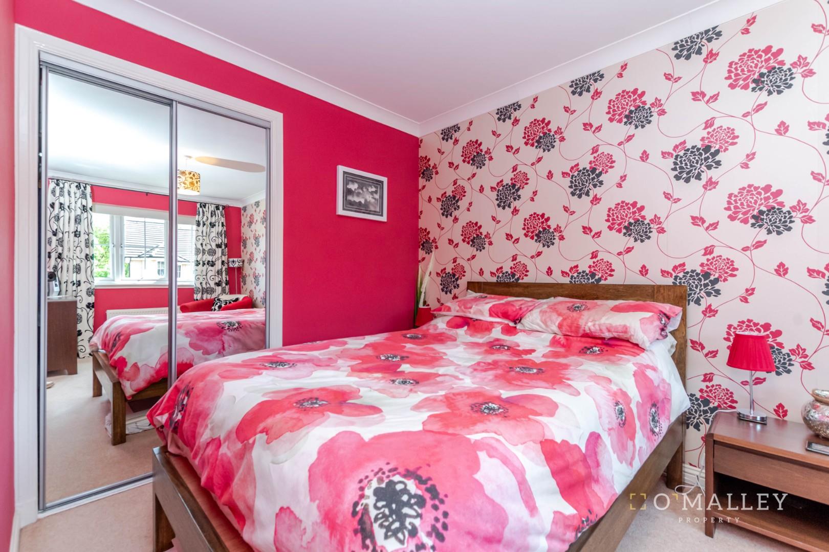 82Sparow_Bedroom3_02.jpg
